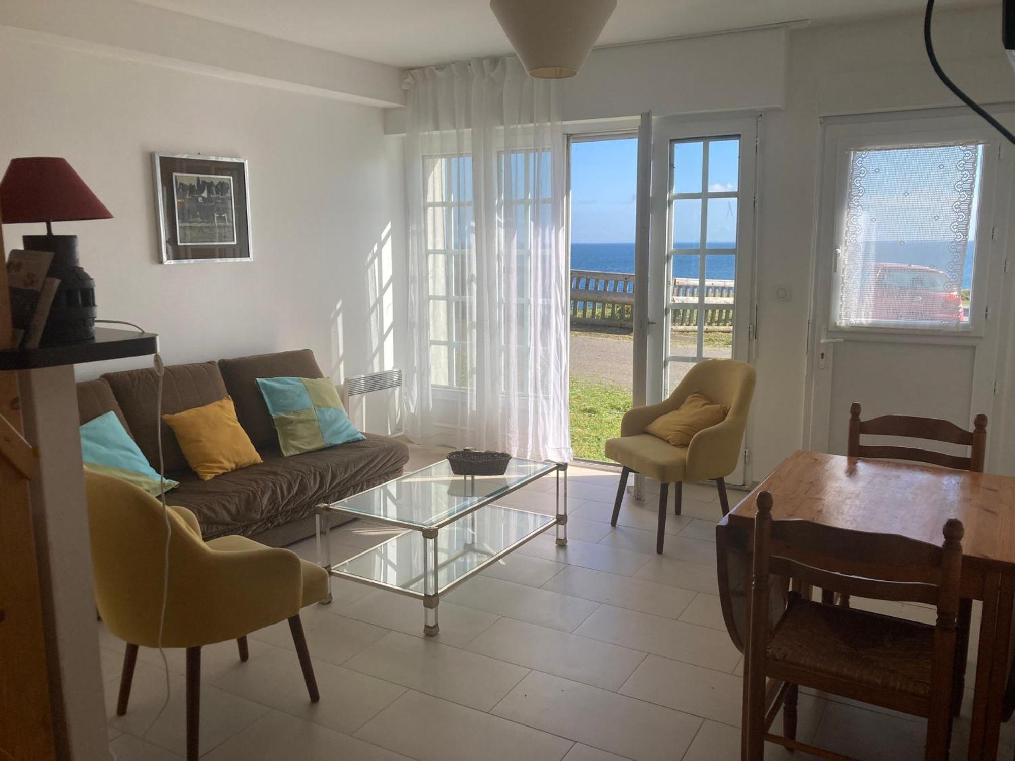 Studio Renove Avec Parking, Wifi, Proche Plage Et Centre - Fr-1-418-93 เลอปาเลส์ ภายนอก รูปภาพ